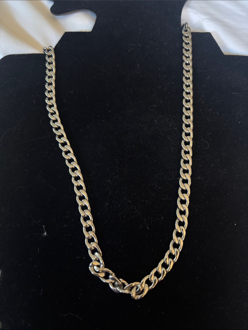 Chunky Stainless Steel Chain Necklace - Picture 3 of 5